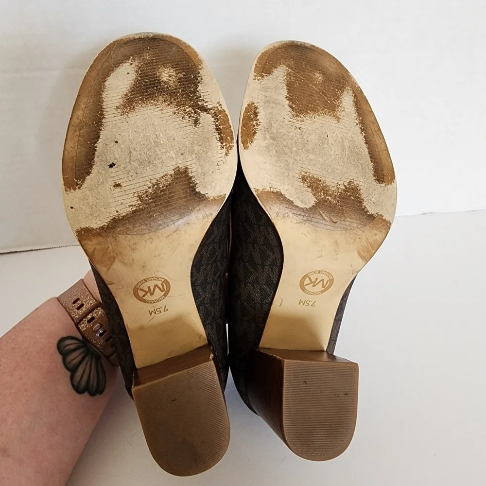 Michael Kors “Jackie” Monogram Canvas & Leather Block-Heel Loafer Size 7.5 M